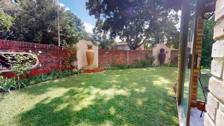 5 Bedroom Property for Sale in Mooivallei Park North West